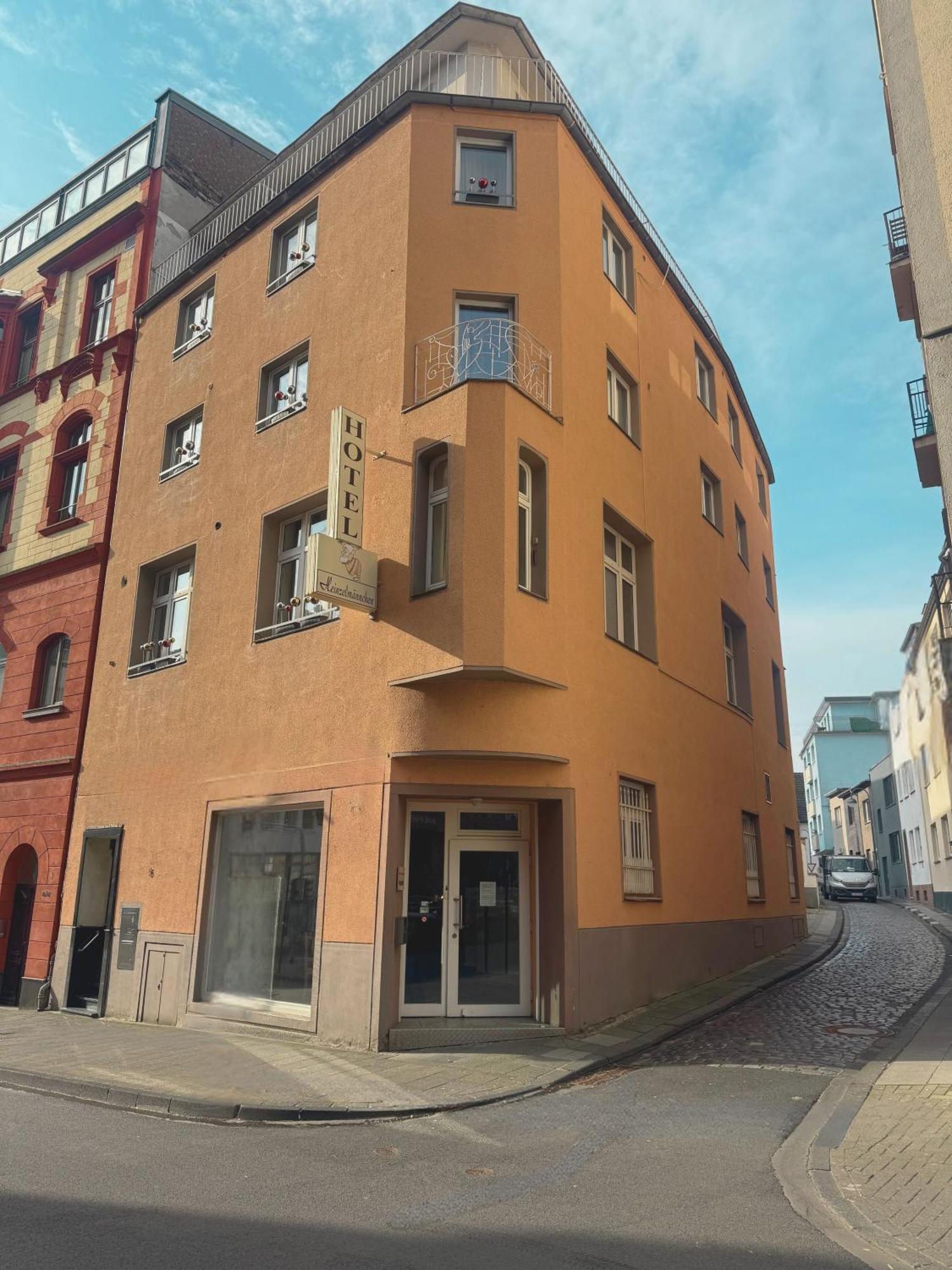 Hostel Heinzelmaennchen Keulen Buitenkant foto