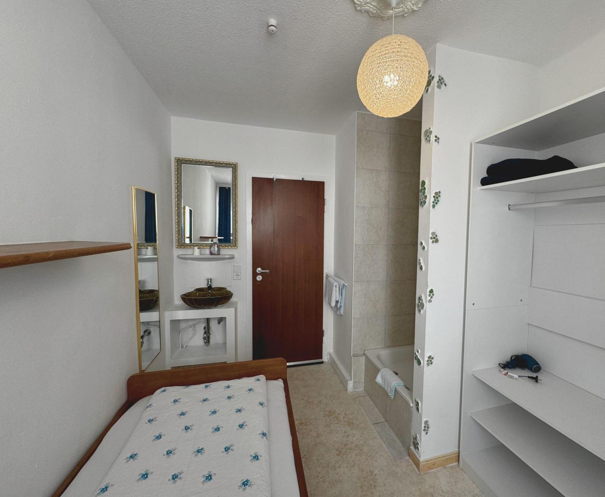 Hostel Heinzelmaennchen Keulen Buitenkant foto
